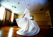 Как выбрать свадебное платье для беременной