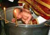 Крещение суррогатных детей возможно