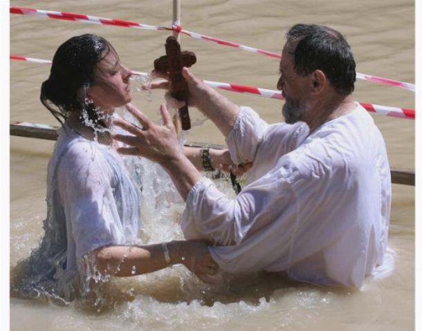 До сих пор здесь крестятся христиане